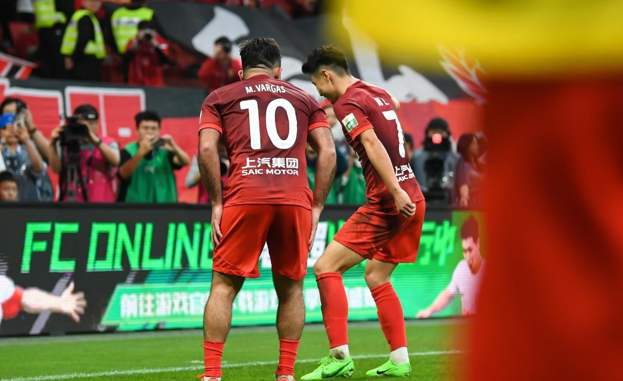 转折点！萨克拉门托国王防线松动，葡超集结日攻防权衡，质疑声仍在，资深球员宣示担当的简单介绍